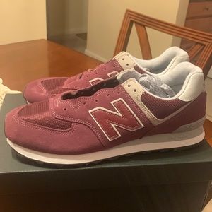 New Balance 574 Classics Running Shoes ML574EGB